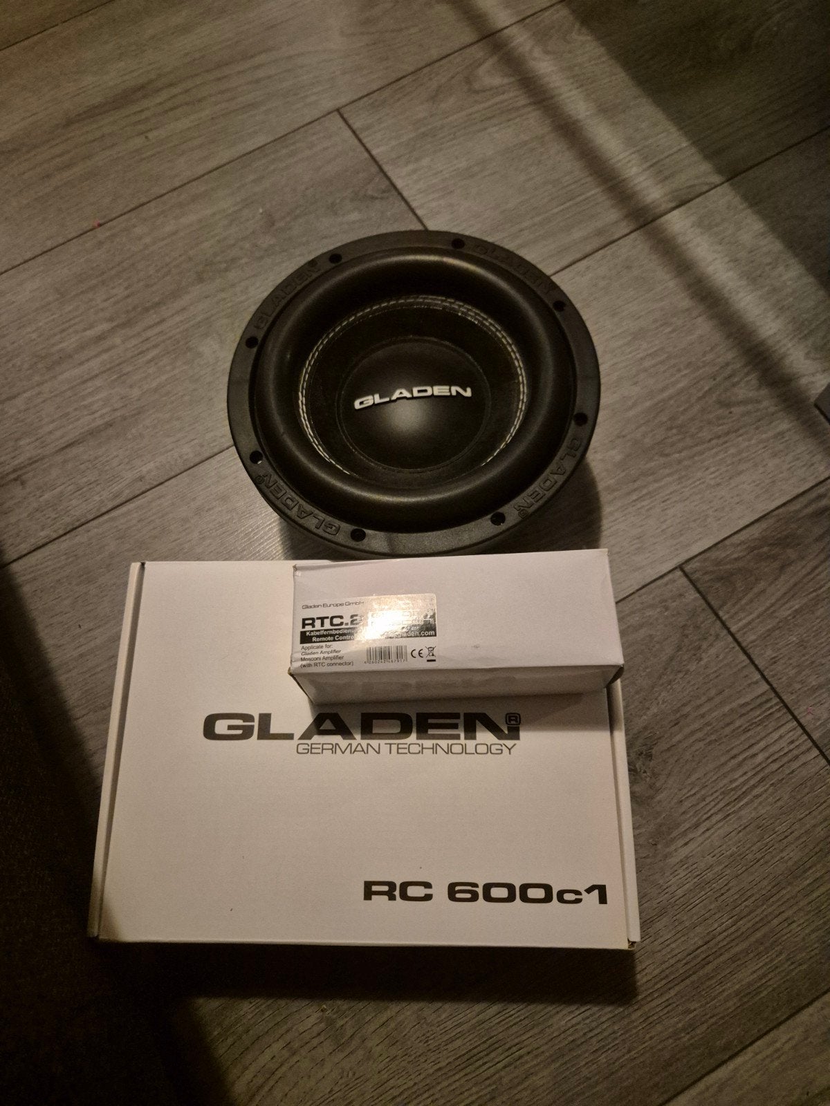 Gladen SQX 8 inch subwoofer met RC600c1, Auto diversen, Ophalen, Nieuw