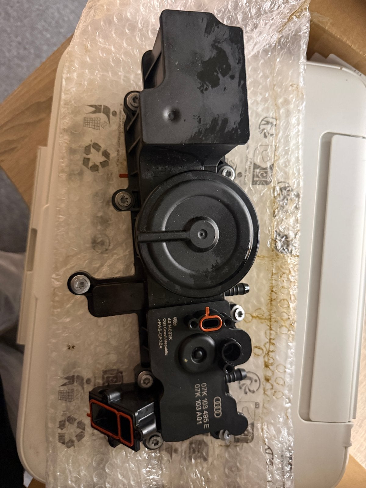 PCV Klep Olie Afscheider Audi rsQ3 07K103495E, Ophalen of Verzenden, Nieuw, Audi