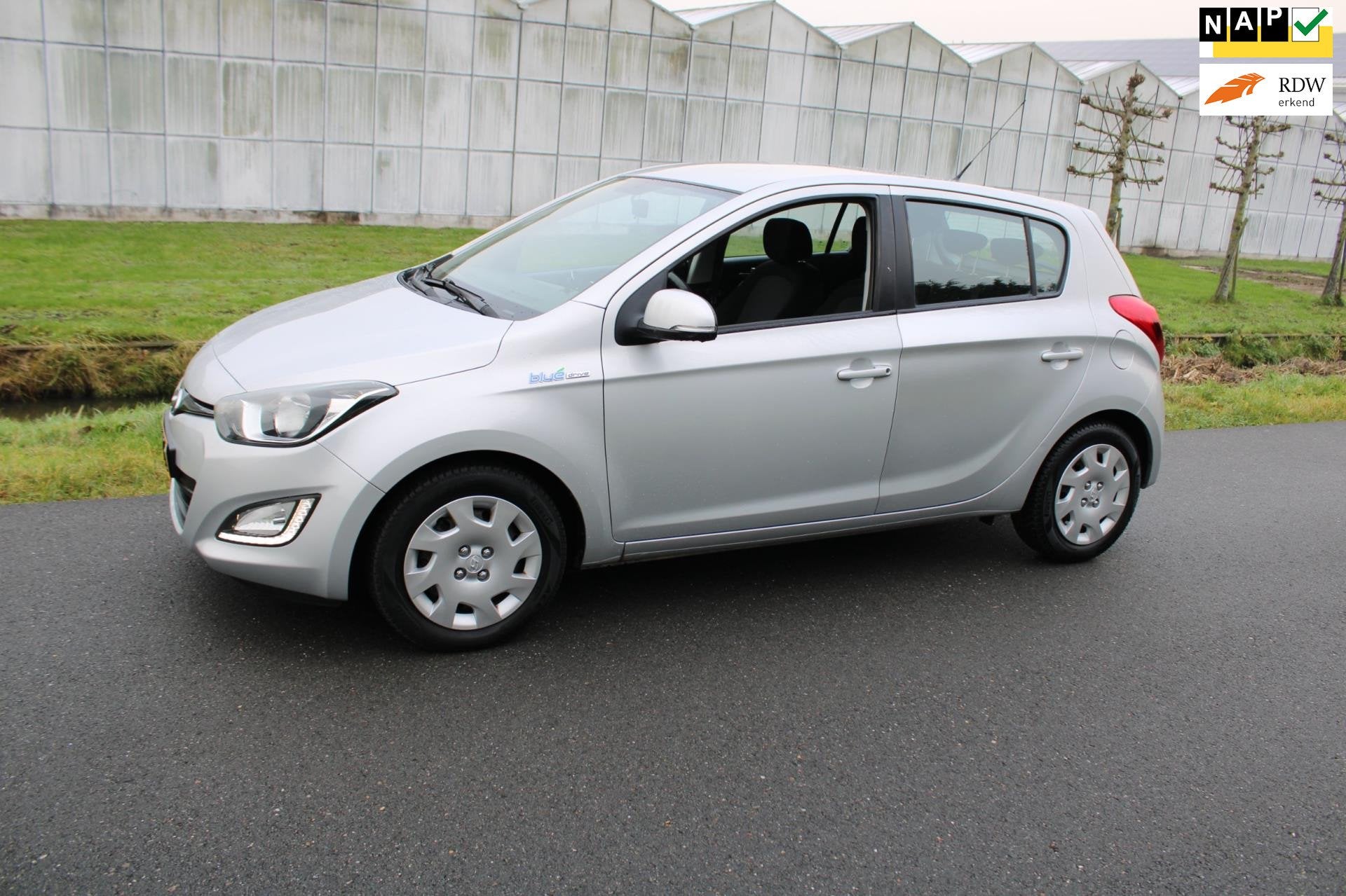 Hyundai I20 1.2i i-Motion 5 Drs, Gebruikt, 31 €/maand, 4 cilinders, Origineel Nederlands