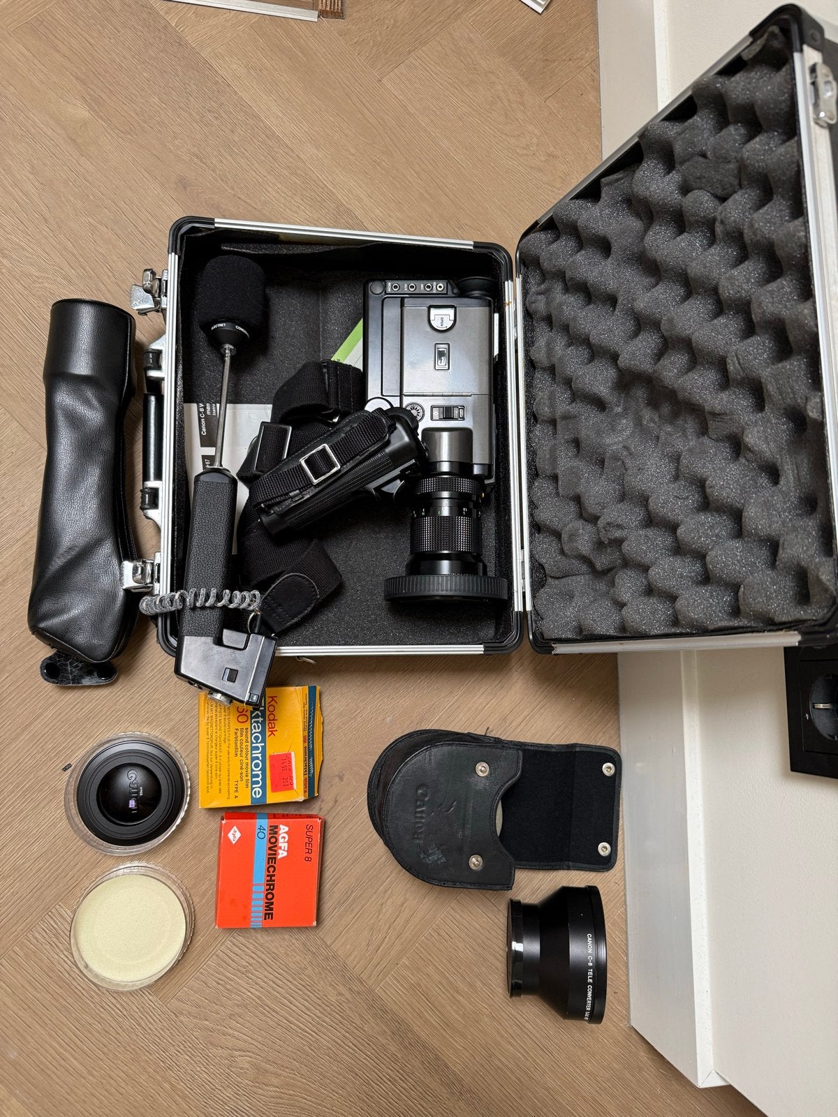 Canon 1014 XLS Super 8 filmcamera met accessoires, Ophalen, 8mm, Camera