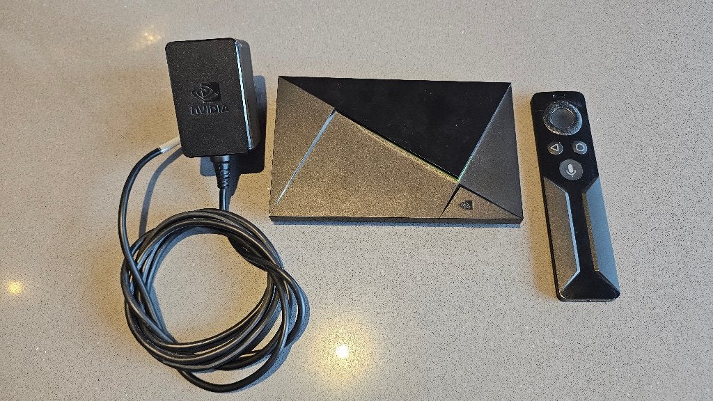 NVIDIA Shield TV Pro Mediaspeler, Ophalen of Verzenden, Gebruikt, HDMI, Minder dan 500 GB
