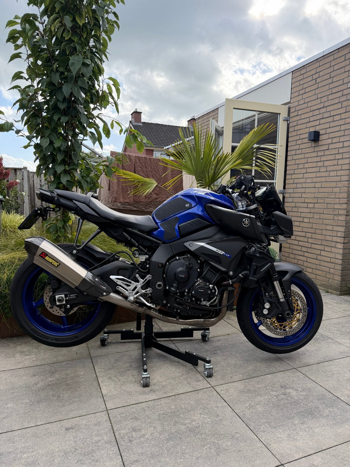 Yamaha MT-10 uit 2016 - Volledig Akrapovic, Occasion, 4 cilinders, Motorrijbewijs A, Particulier