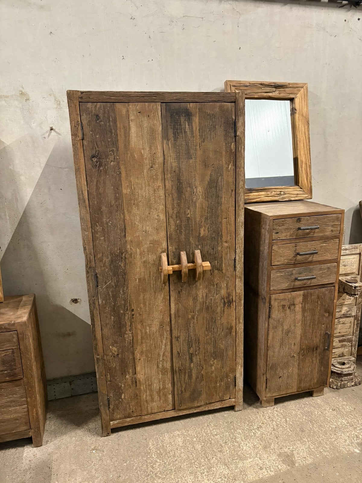 Stoere kast van oud Railwood - ACTIE € 595!, Ophalen, Met deur(en), Zo goed als nieuw, Nvt