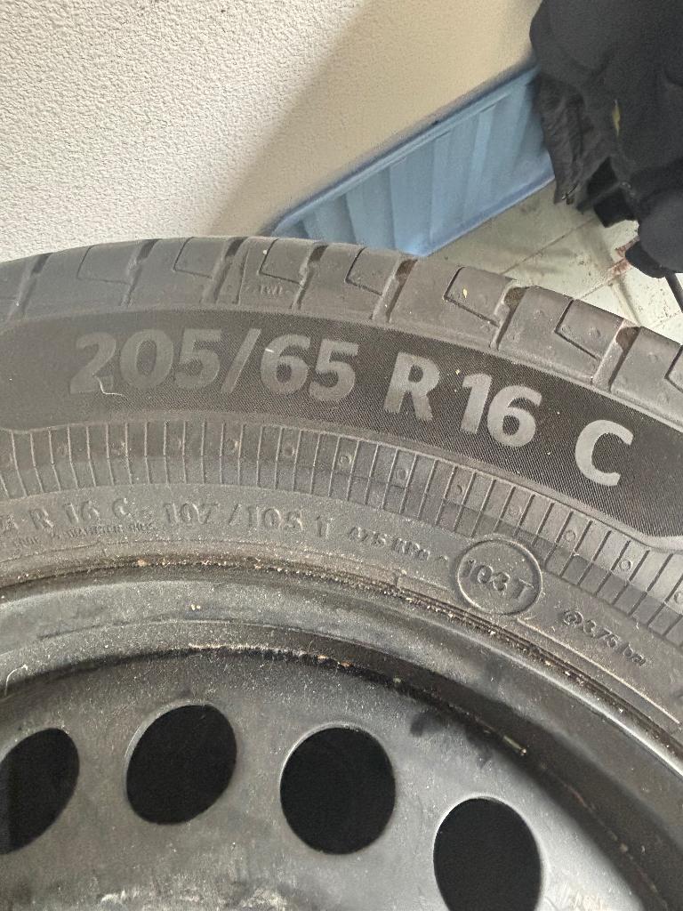 Auto banden (nieuw), Auto-onderdelen, Banden en Velgen, Ophalen, Bestelwagen, 16 inch, Banden en Velgen