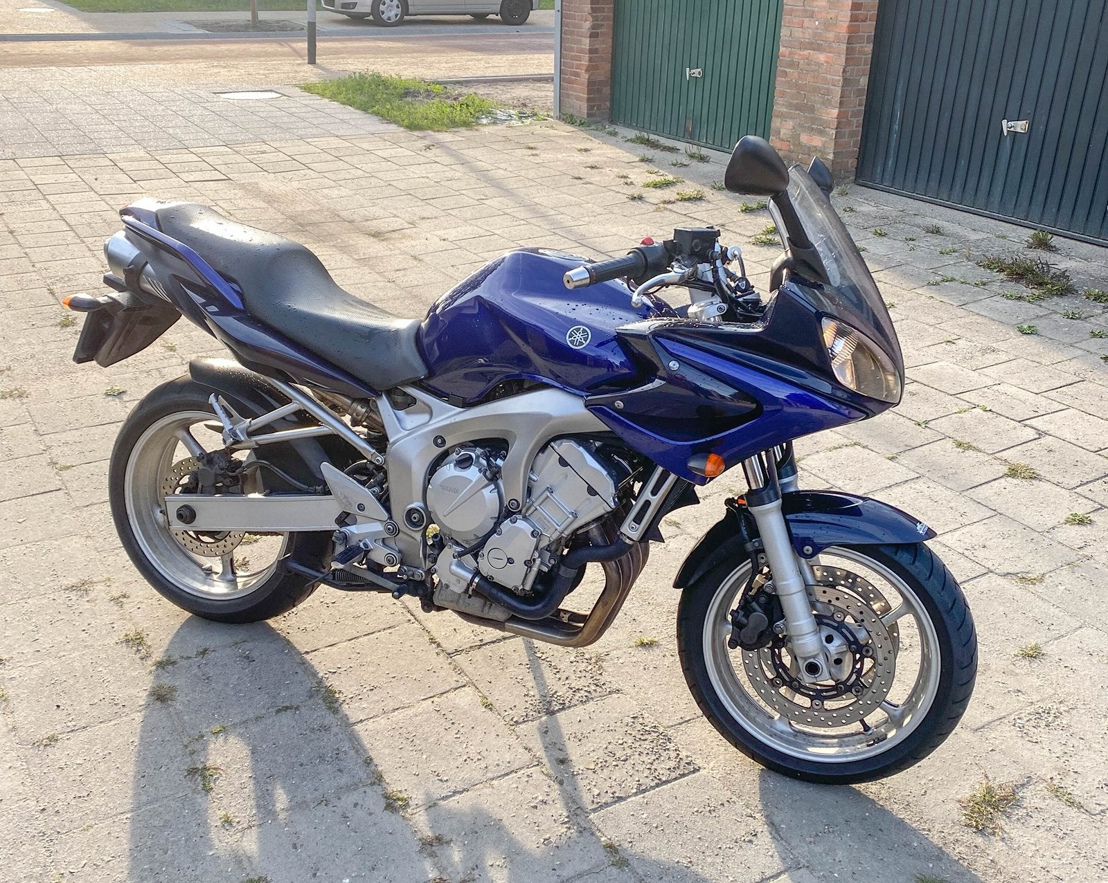 Yamaha FZ6 2004 - 98 pk - 600cc - nw banden, Motoren, Handvatverwarming, 4 cilinders, Meer dan 35 kW, Handgeschakeld