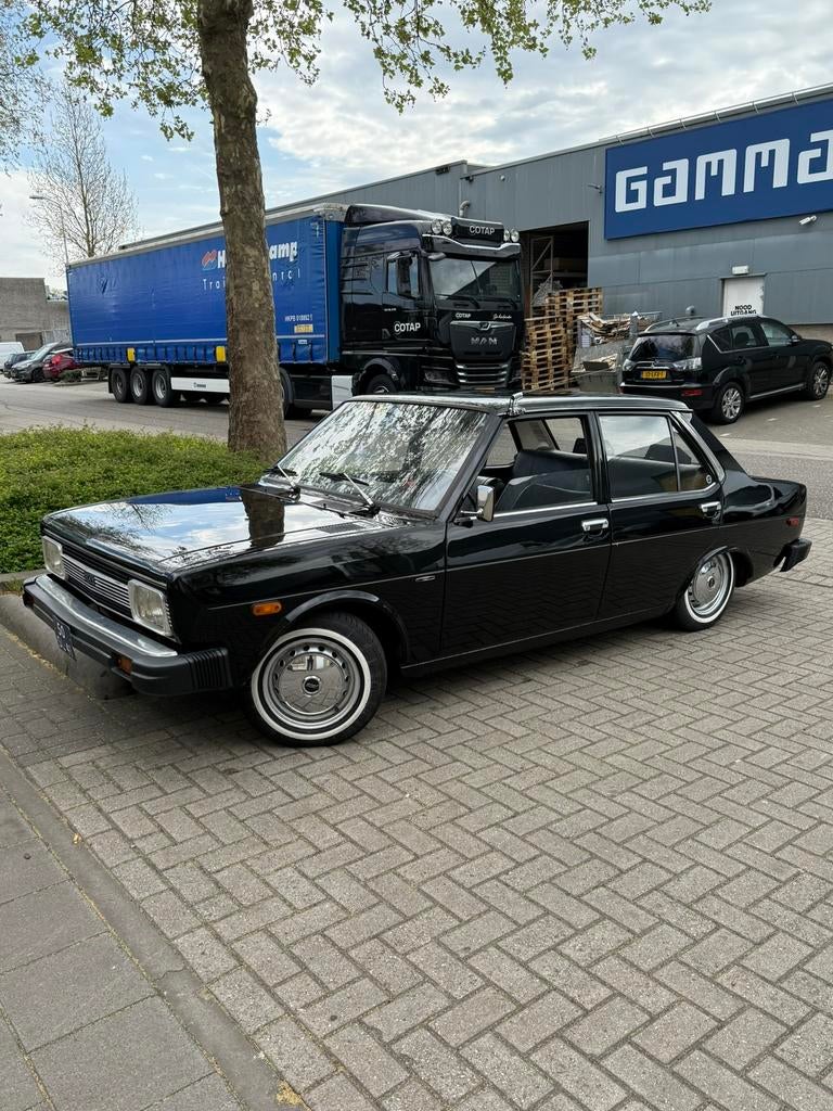 FIAT 131 1.3 MIRAFIORI 1977 APK VRIJ, Achterwielaandrijving, Zwart, Zwart, Handgeschakeld