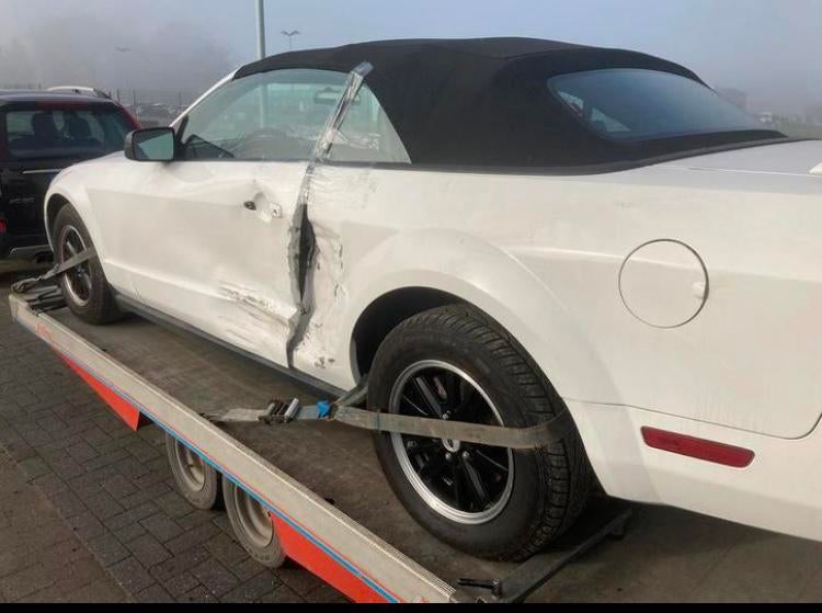 Ford Mustang 4.0, Ophalen