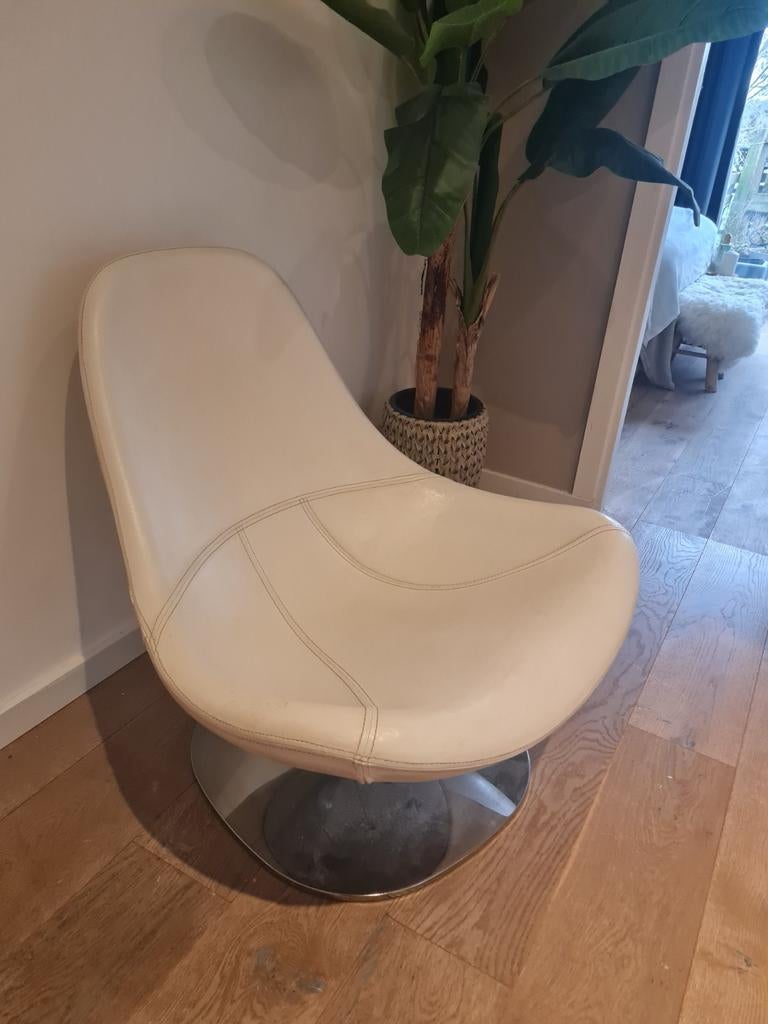 Ikea Tirup stoel wit leer, Huis en Inrichting, Ophalen of Verzenden, Zo goed als nieuw, Leer