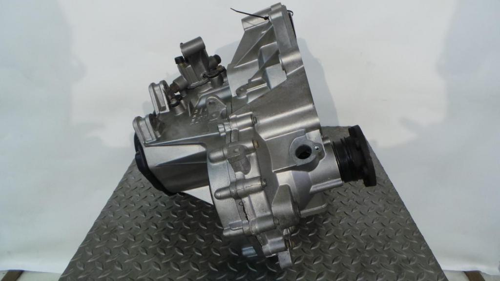 VOLKSWAGEN POLO TRANSMISSIE / VERSNELLINGSBAK 2005, Ophalen of Verzenden, Gebruikt, Stiba lid