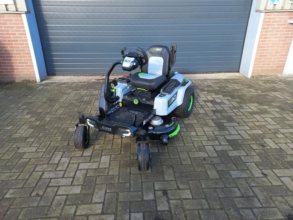 EGO zero-turn ZT4200E-S met stuurwiel INCL. GRATIS ACCU'S, Tuin en Terras, Zitmaaiers, Nieuw, 90 tot 120 cm, Mulchfunctie, Ophalen