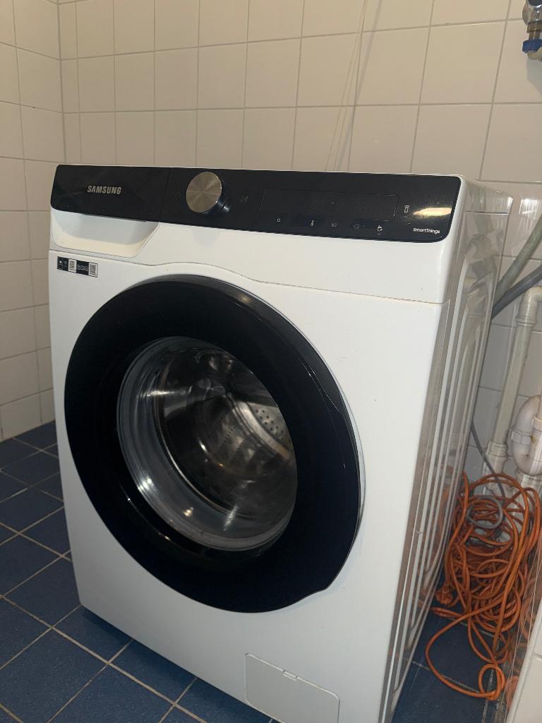 2 goedwerkende wasmachines ivm verhuizing weg!, Ophalen, 1200 tot 1600 toeren, Gebruikt, 85 tot 90 cm