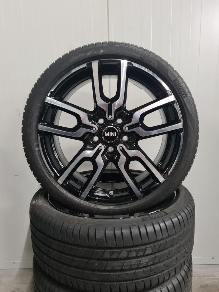 18' Mini Cooper F65 F66 F67 Styling 960 JCW met zomerbanden, 18 inch, 215 mm, Banden en Velgen, Ophalen of Verzenden