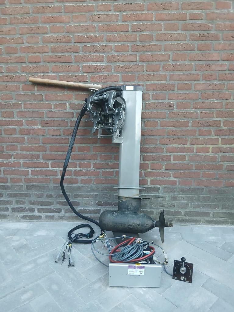 Twee jaar oud, KRAÜTLER elektrische buitenboordmotor 24v, Ophalen, Zo goed als nieuw, Overige typen