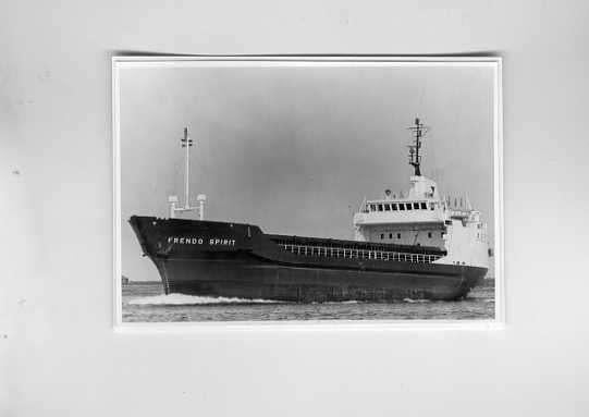 scheepvaart-foto-frendo spirit, Ophalen of Verzenden, Zo goed als nieuw, Motorboot, Boek of Tijdschrift