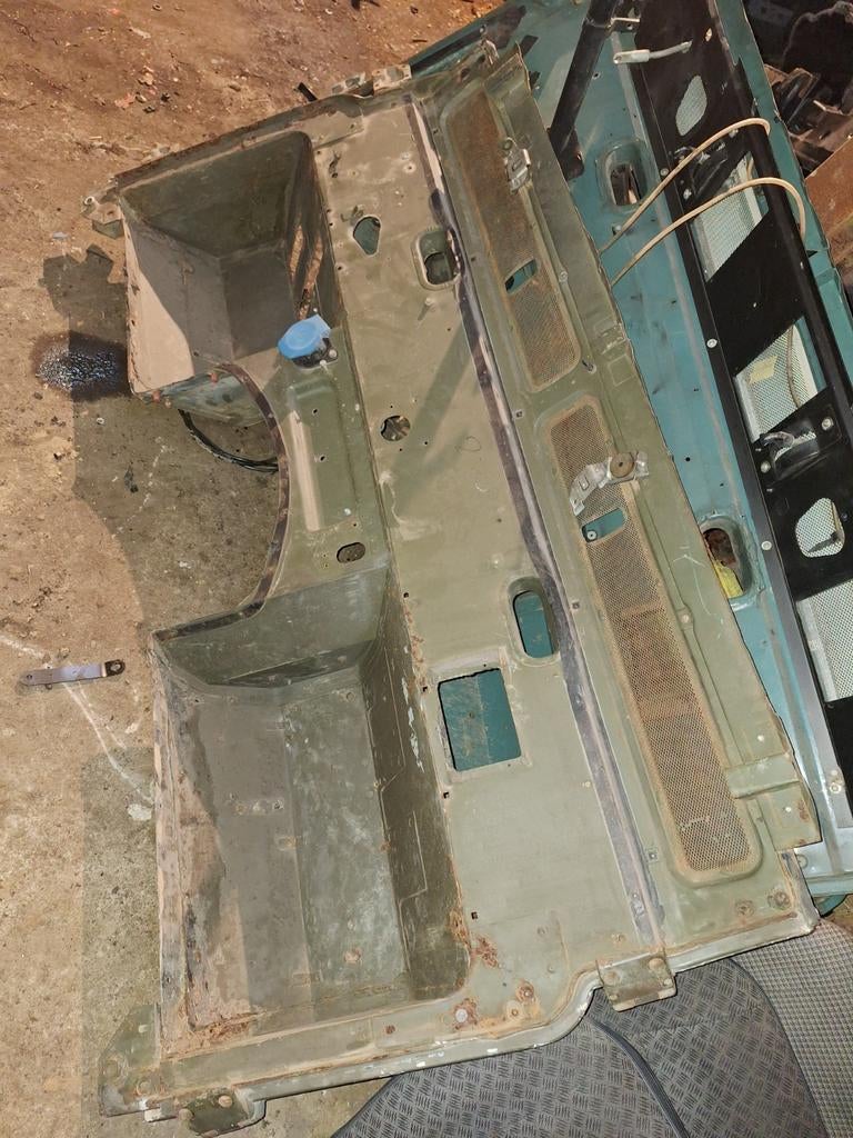 Landrover wolf achterbak pick up dak en schutbord, Auto-onderdelen, Ophalen of Verzenden, Voor, Bumper