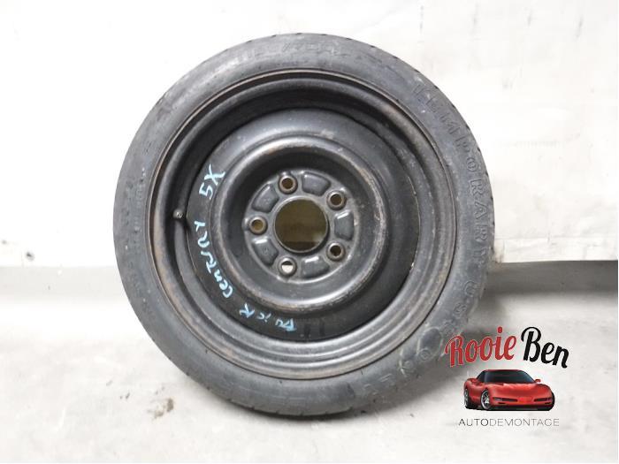 Reservewiel van een Buick Century, Gebruikt, Velg(en), -, -