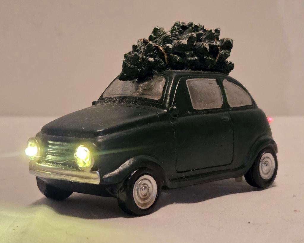 Auto met kerstboom en verlichting, Diversen, Kerst, Ophalen of Verzenden, Gebruikt