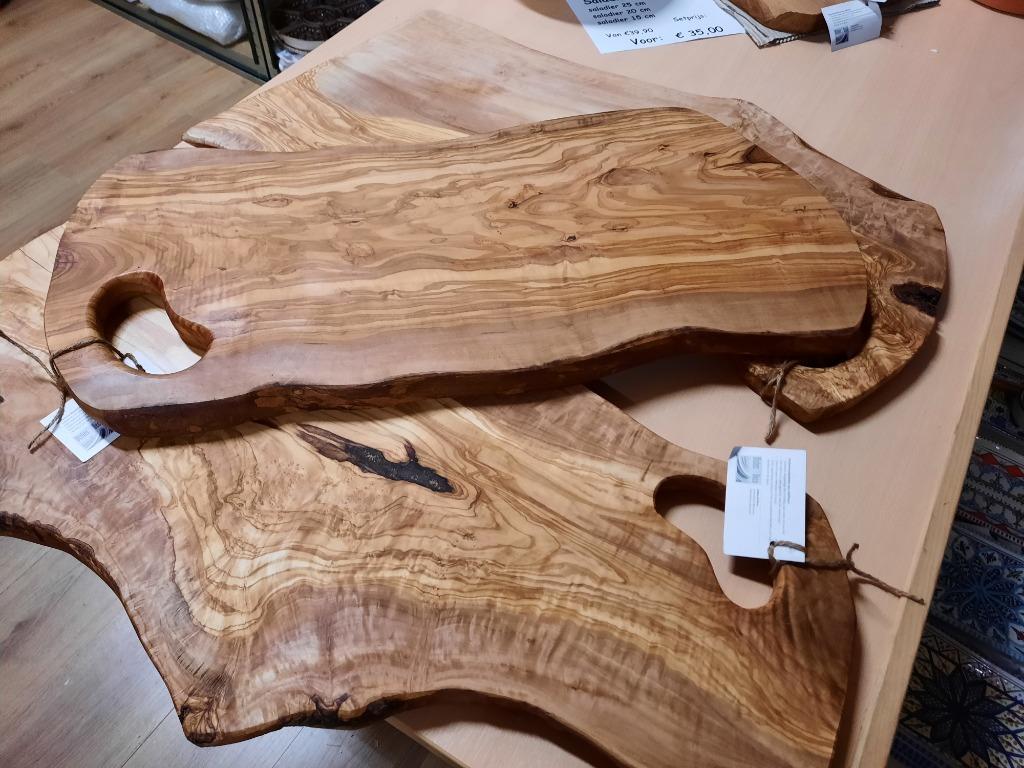 Olijfhouten planken en lepeltjes, Nieuw, Ophalen of Verzenden, Dishes en Deco, Dishes en Deco