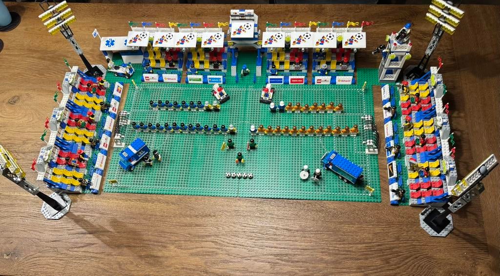 Lego voetbalstadion wk 1998, Ophalen of Verzenden, Zo goed als nieuw