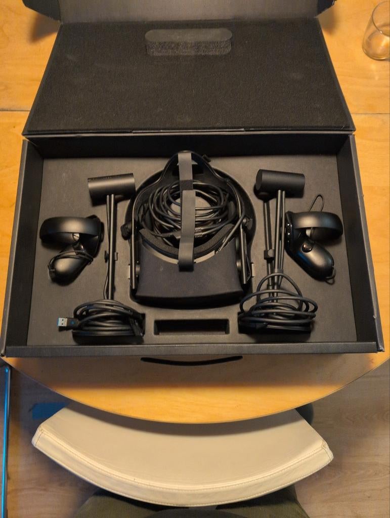 Oculus Rift S - Goede staat!, Spelcomputers en Games, Virtual Reality, Ophalen of Verzenden