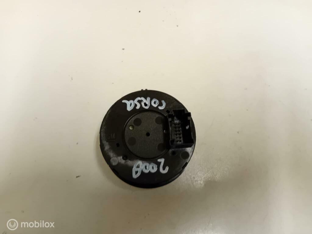 Lichtschakelaar Opel Corsa D 13249397, Auto-onderdelen, Gebruikt, Ophalen of Verzenden