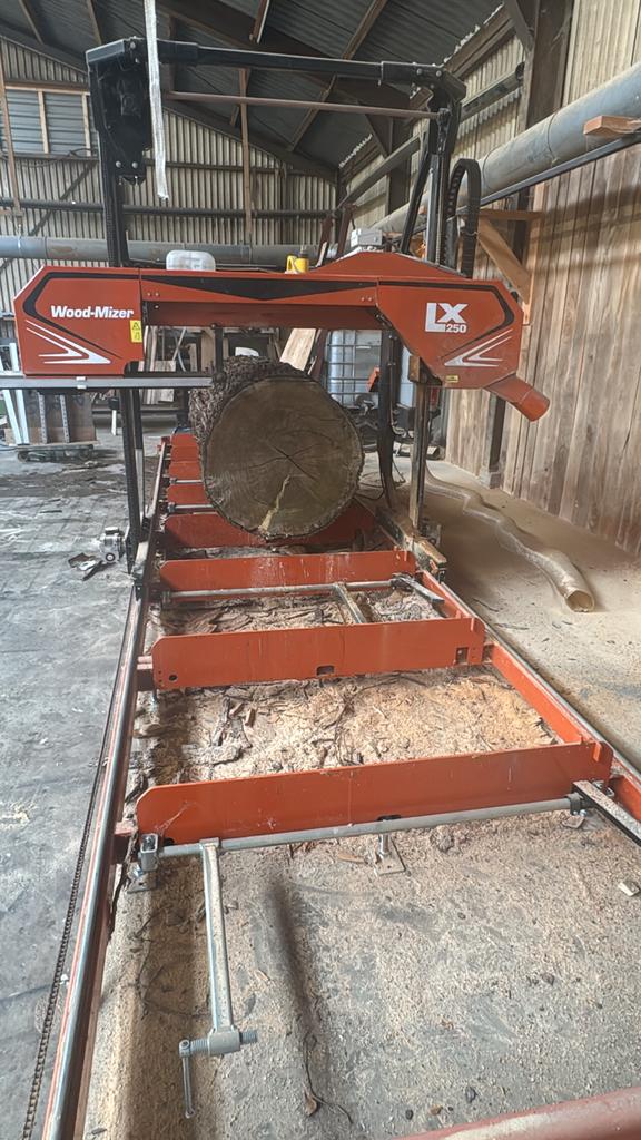 Bomen zagen tot 130cm diameter woodmizer, Ophalen