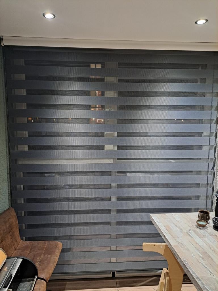 Grijze rolgordijn - antraciet. In goede staat!, 200 cm of meer, 150 tot 200 cm, Ophalen of Verzenden, Zo goed als nieuw