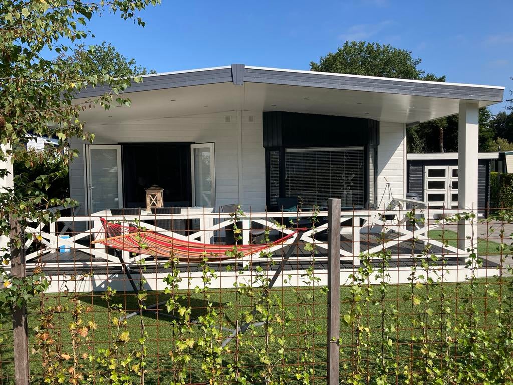 Chalet te huur (tijdelijk) voor een geweldige vakantie., Caravans en Kamperen, Verhuur