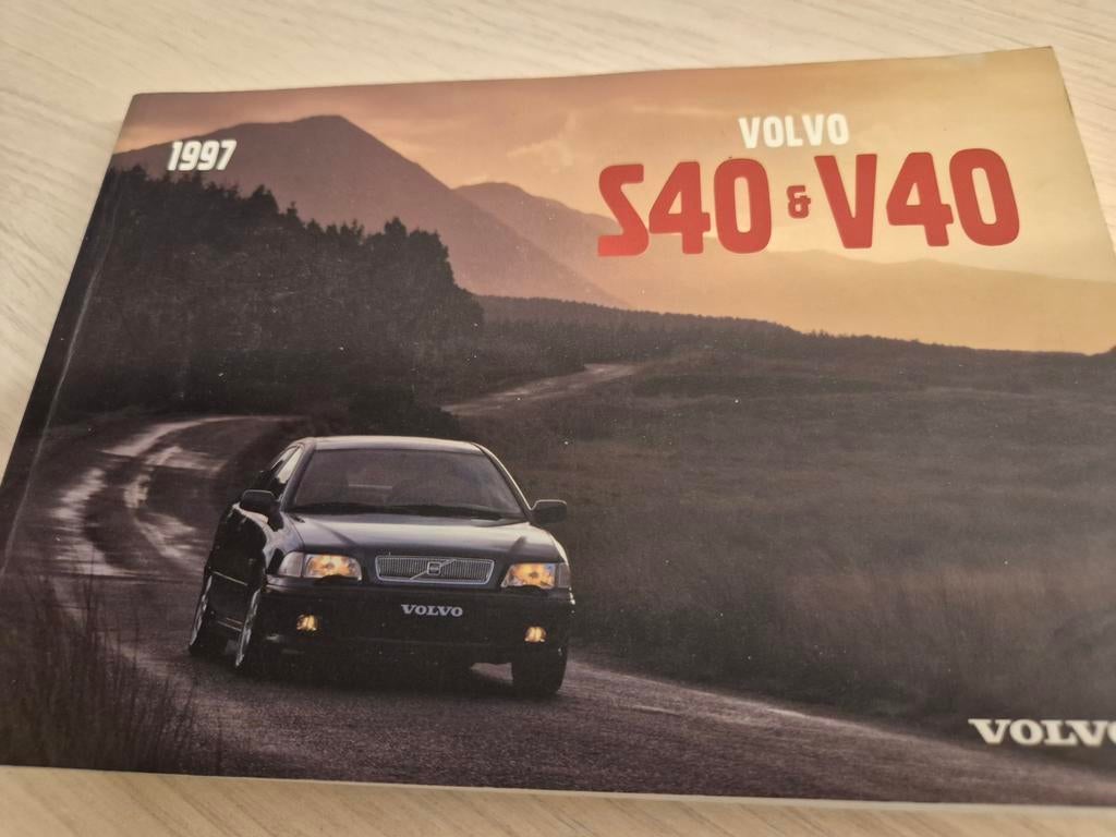 1997 Nederlands Volvo s40 v40 Estate stationcar handleiding, Auto diversen, Handleidingen en Instructieboekjes, Ophalen of Verzenden