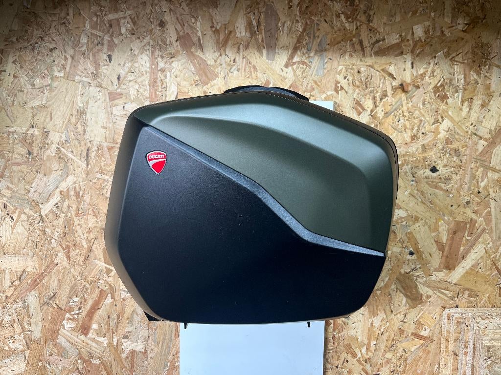 Muurbeugels / Ophangbeugels zijkoffers – Ducati Multistrada, Ophalen of Verzenden, Gebruikt