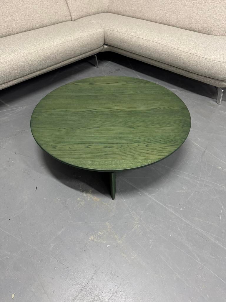 Showroommodel Leolux Elli T17 salontafel | Leolux salontafel, Ophalen, Leolux, 50 tot 100 cm, Design, leolux, pode, eyye, rolf benz, design on stock