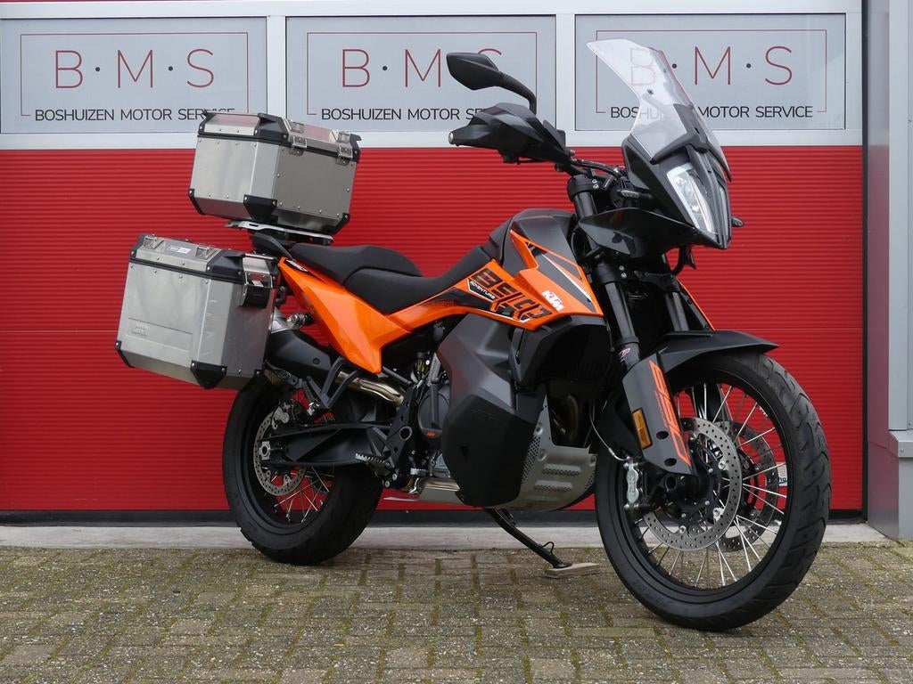 KTM 890 ADVENTURE (bj 2021), 2 cilinders, Motorrijbewijs A, Bedrijf, Onbekend