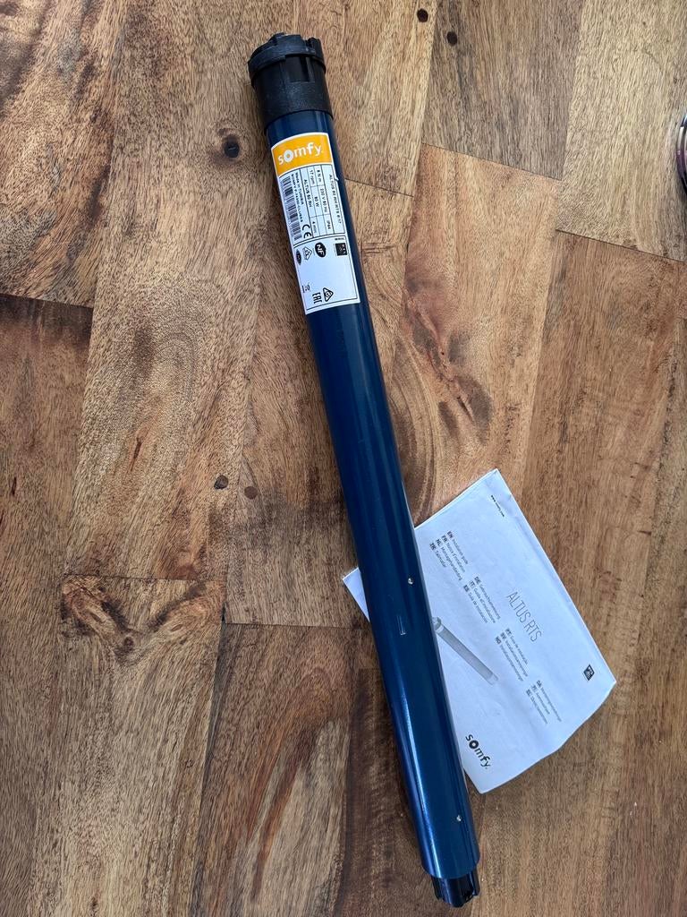 Somfy buismotor ALTUS 50 RH RTS 6/17, Doe-het-zelf en Verbouw, Rolluiken, Ophalen of Verzenden, Zo goed als nieuw, Wit, Minder dan 100 cm