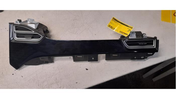 Dashboard deel van een Tesla Model X, Gebruikt, -, Overige automerken, -