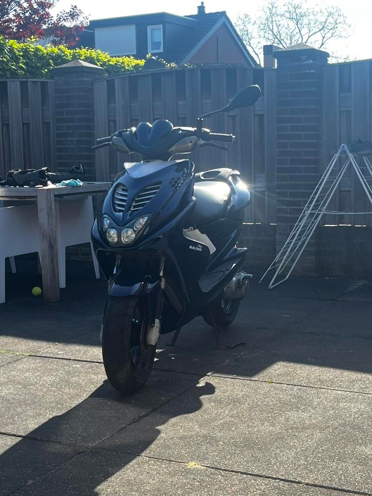 Yamaha Aerox 50cc - waardepeiling, Fietsen en Brommers, Ophalen of Verzenden, Zo goed als nieuw, Tweetakt, Aerox