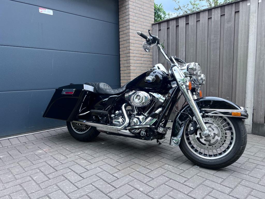 Harley-Davidson Road King uit 2011 met 68.273 km, 2 cilinders, Harley, 1600 cc, Meer dan 35 kW