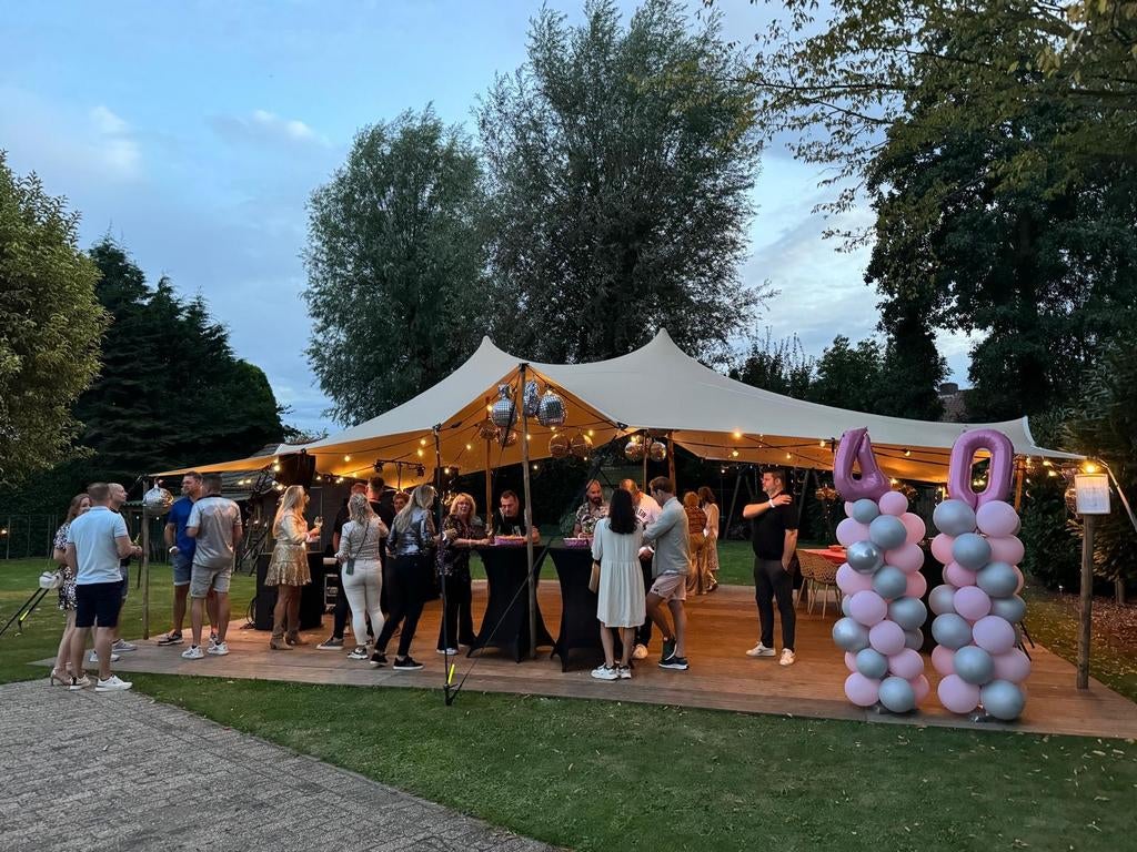 Stretchtent, vlondervloeren en div. deco huren/ te huur, Tuin en Terras, Ophalen, Overige typen, 6 meter of meer, Zo goed als nieuw