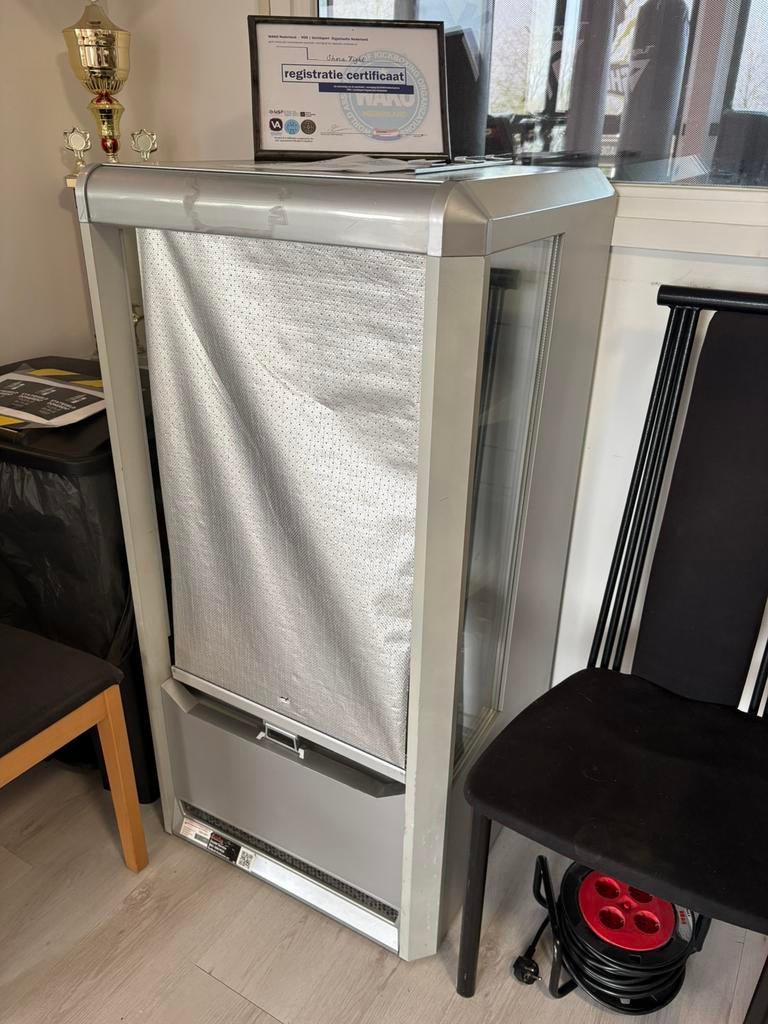 Drankenkoelkast, Ophalen, Info@redbull.com, 200 liter of meer, Red Bull