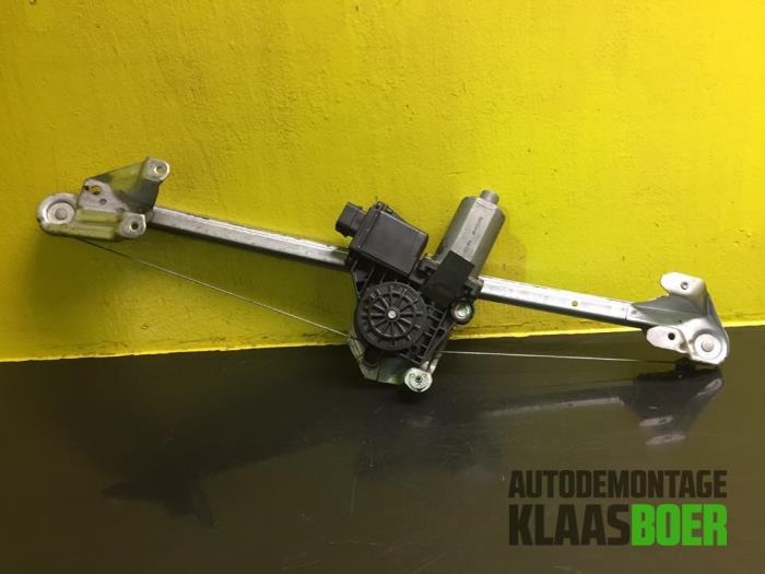 Ruitmechaniek 4Deurs rechts-voor van een Mitsubishi Space St, Ophalen of Verzenden, 12 maanden garantie, Gebruikt, Mitsubishi