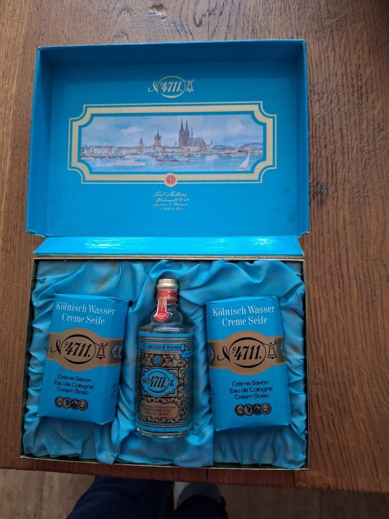 Uit de jaren 70 boldoot (4711)vintage, Verzamelen, Parfumverzamelingen, Ophalen, Miniatuur