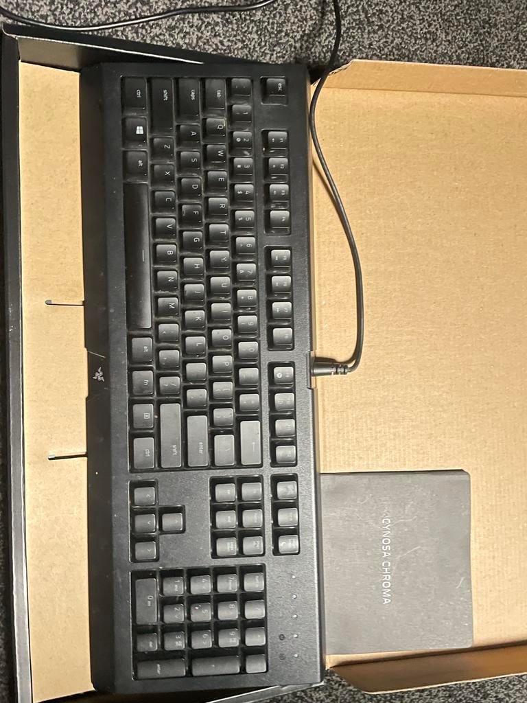 Razer Cynosa Chroma RGB Gaming Toetsenbord, Gebruikt, Gaming toetsenbord, Ophalen of Verzenden, Qwerty