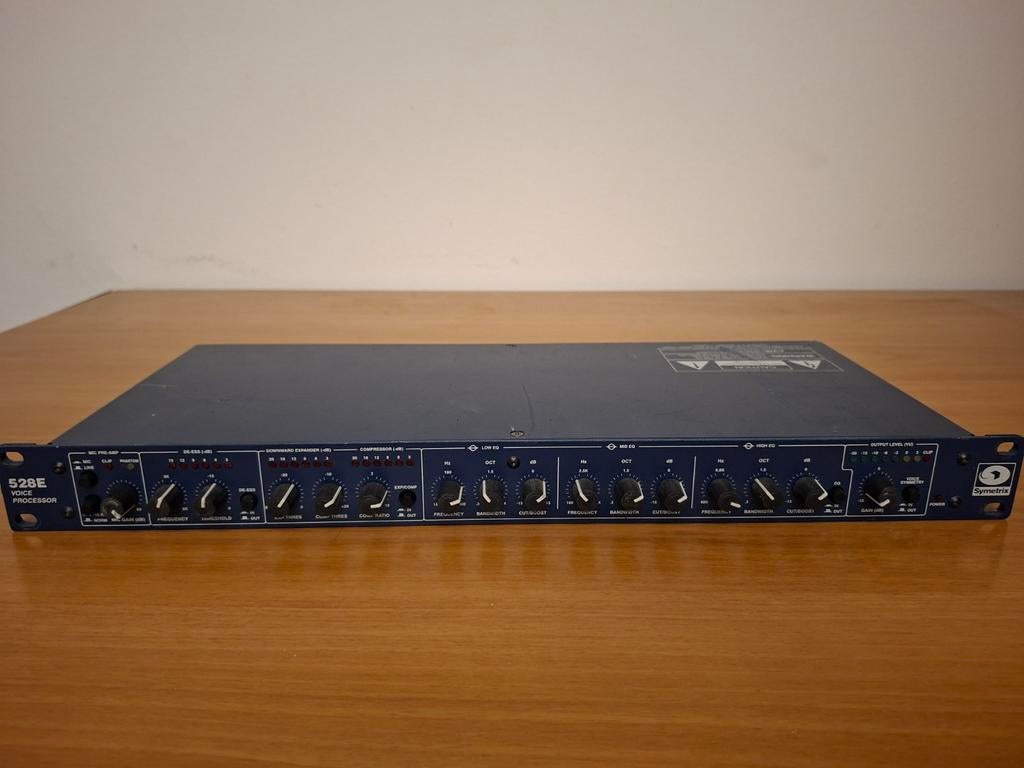 Symetrix 528E, Ophalen of Verzenden, Gebruikt