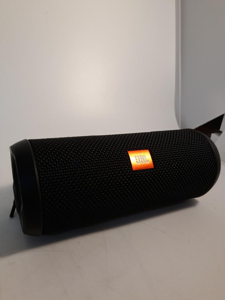 JBL flip 3, JBL, Overige typen, Ophalen of Verzenden, Zo goed als nieuw