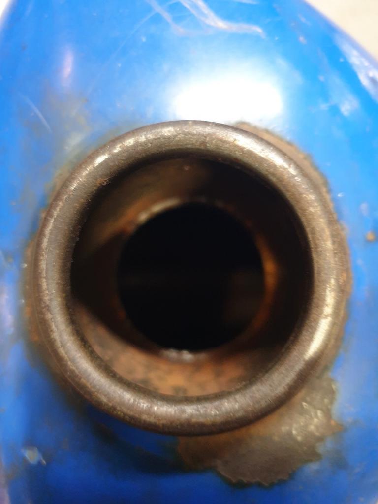 Suzuki tsx benzinetank., Fietsen en Brommers, Brommeronderdelen | Oldtimers, Gebruikt, Overige merken, Frame, Ophalen of Verzenden