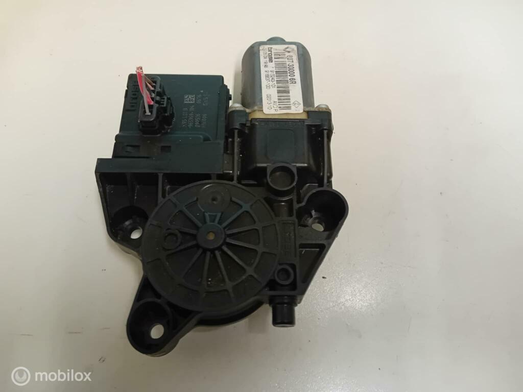 Raammotor Renault Megane Coupe 807300006R, Gebruikt, Ophalen of Verzenden