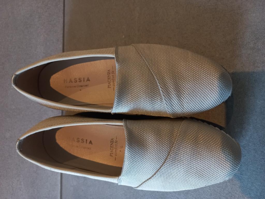 Hassia schoenen, Ophalen of Verzenden, Zo goed als nieuw, Zwart, Sneakers of Gympen