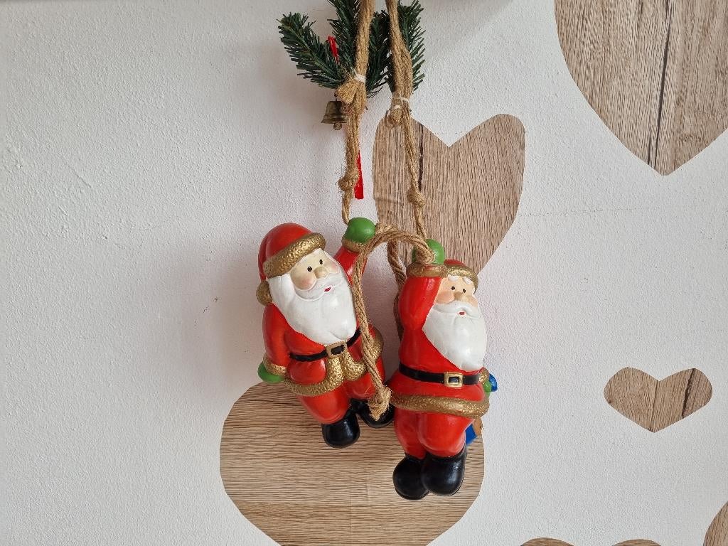 2 Mooie Grote Vintage Beelden Kerstmannen aan Touw Keramiek, Verzenden, Gebruikt, Mens