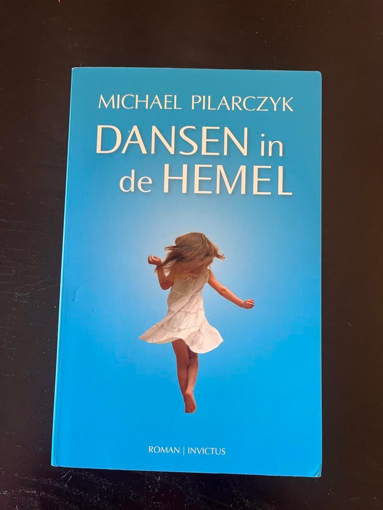 Dansen in de Hemel - Michael Pilarczyk (Roman), Boeken, Ophalen of Verzenden, Zo goed als nieuw, Nederland