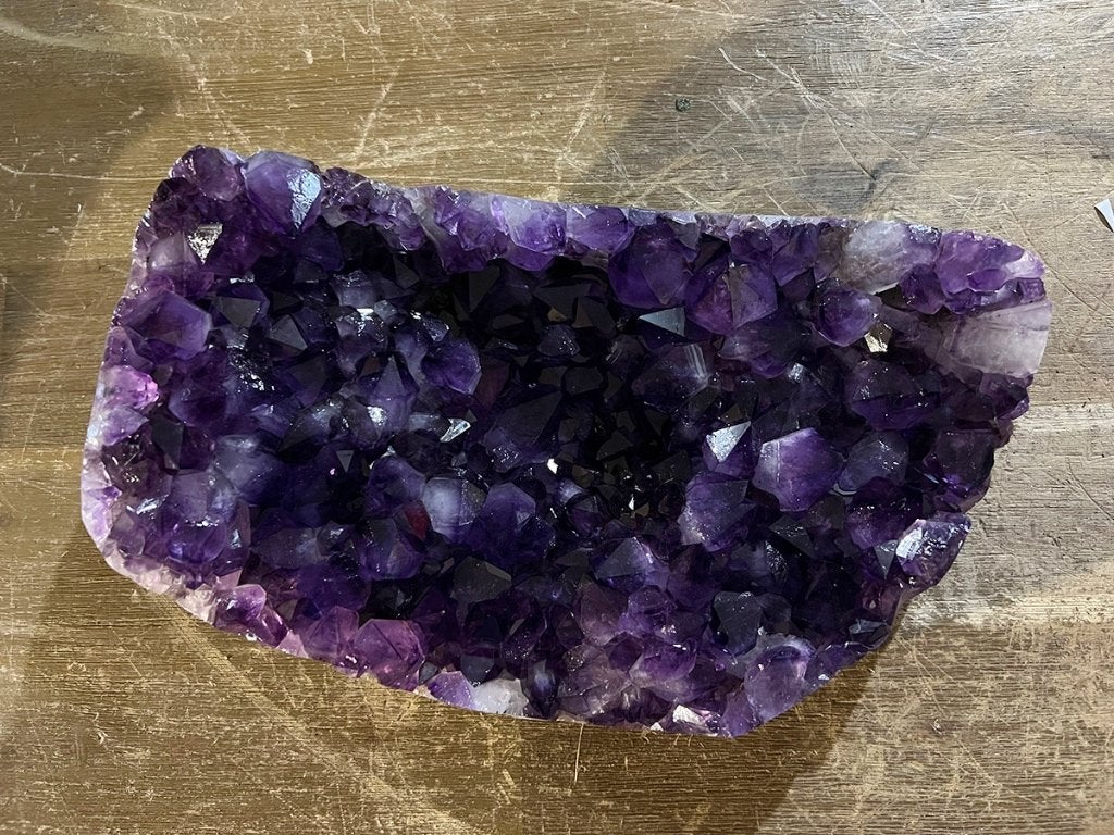 Amethist Cluster (14) diep paars van kleur, top stuk, Ophalen of Verzenden, Mineraal