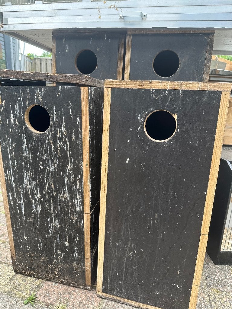 Broedblokken, Ophalen, Zo goed als nieuw, Hout, Broedkooi of Kweekkooi